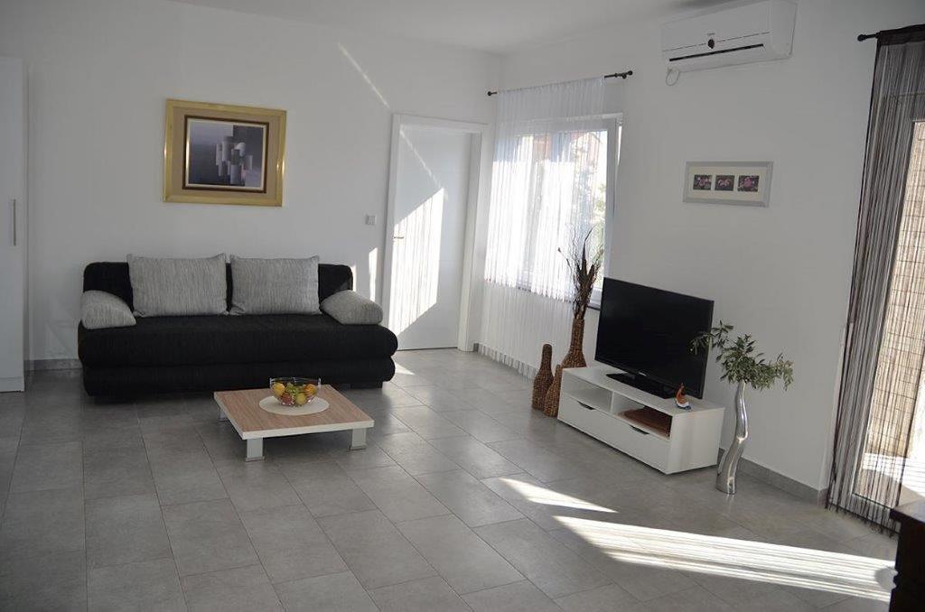 Apartments Villa Marina Vodice Cameră foto